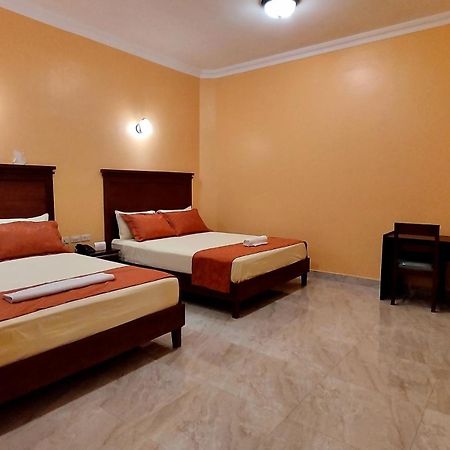 Hostal California Inn Guayaquil Exterior foto