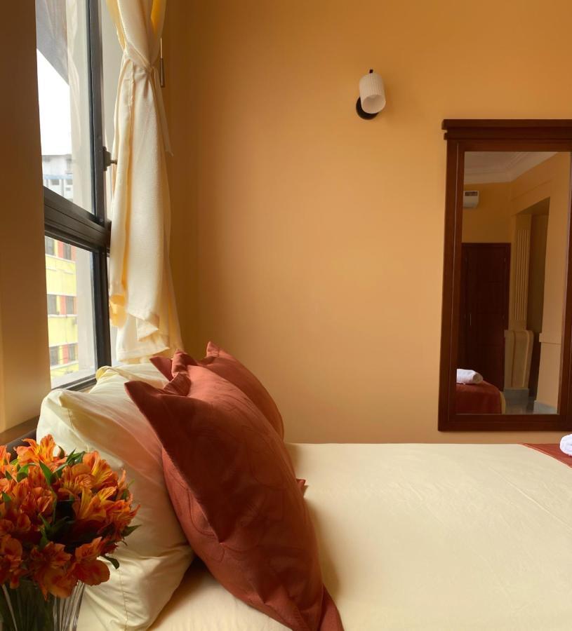 Hostal California Inn Guayaquil Exterior foto